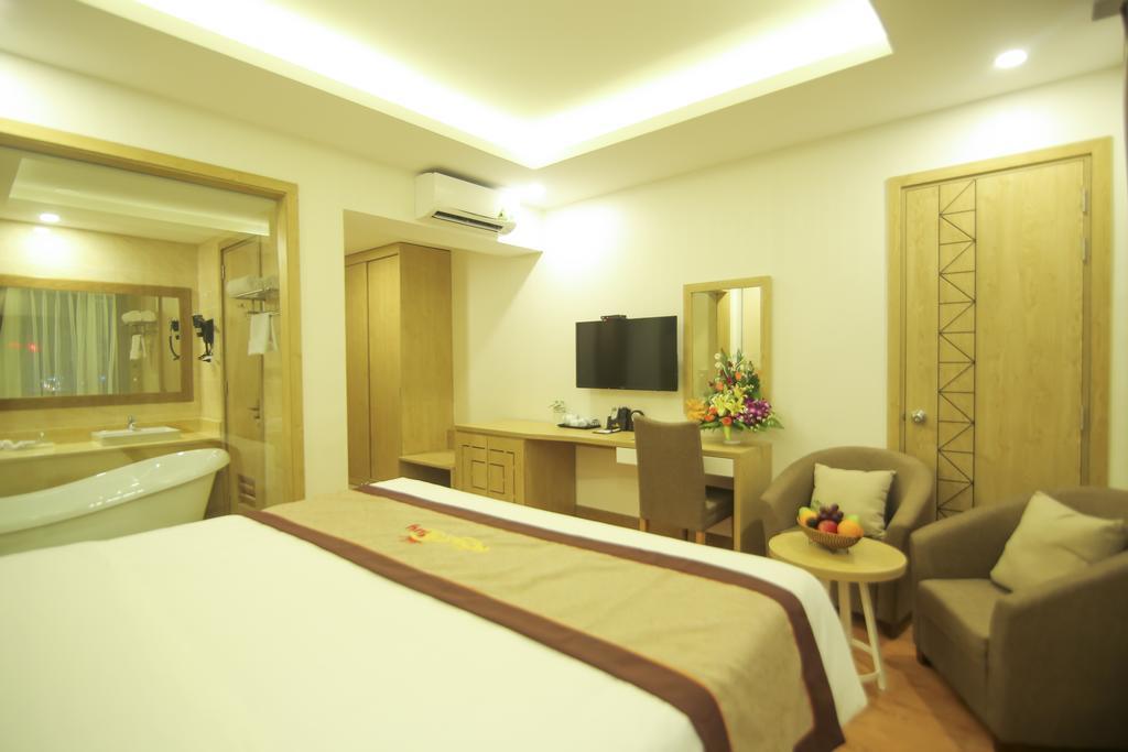 Hotel Royal Huy Da Nang Zewnętrze zdjęcie